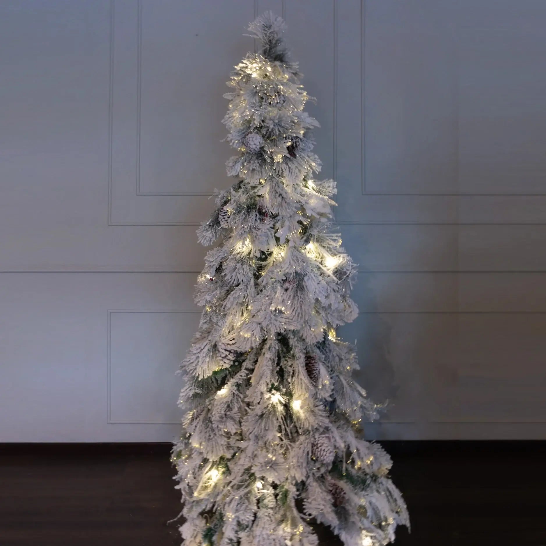 ARBOL SLIM NEVADO LUXE