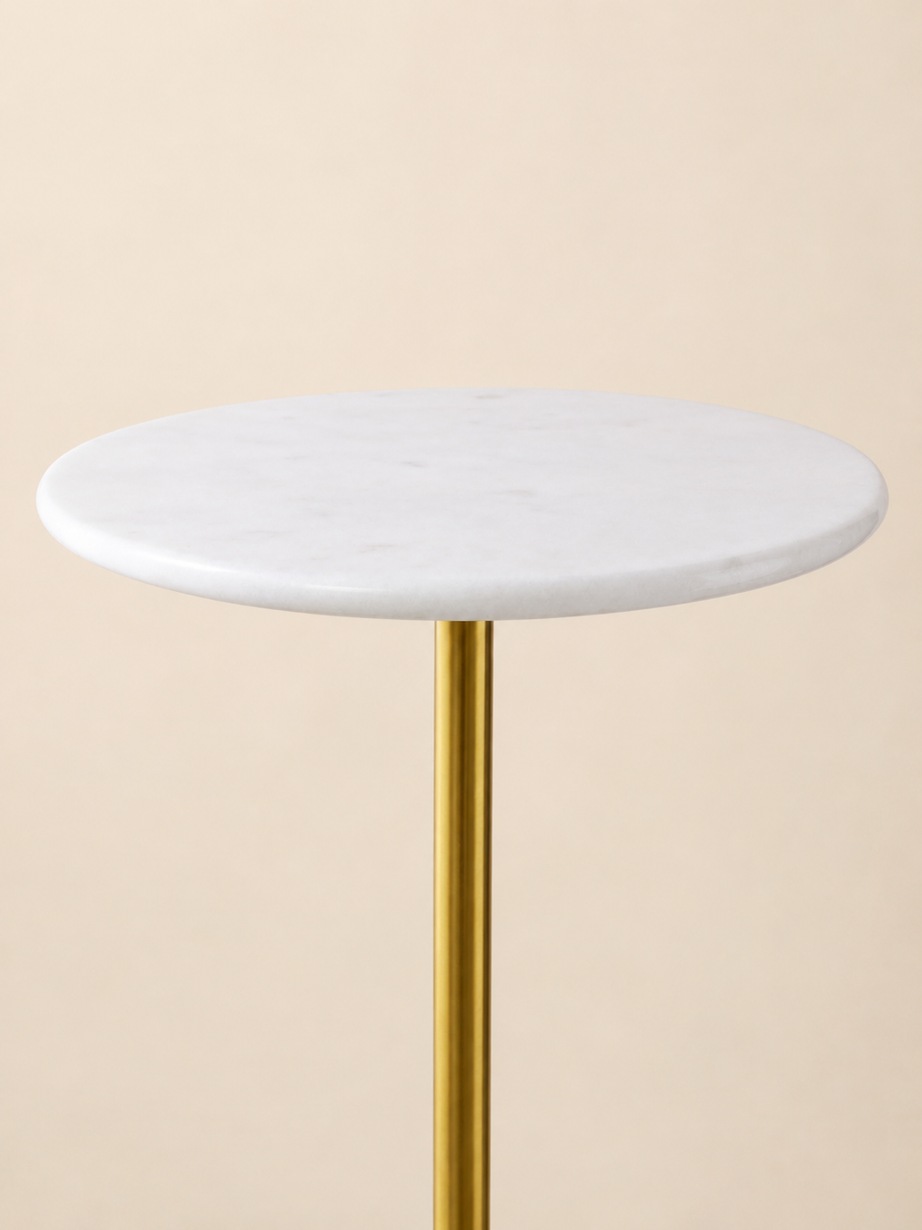 Mesa Marfil Gold