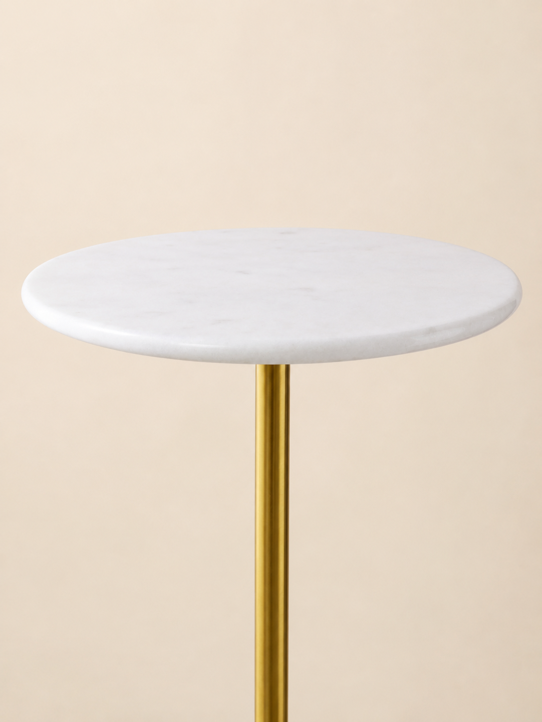 Mesa Marfil Gold
