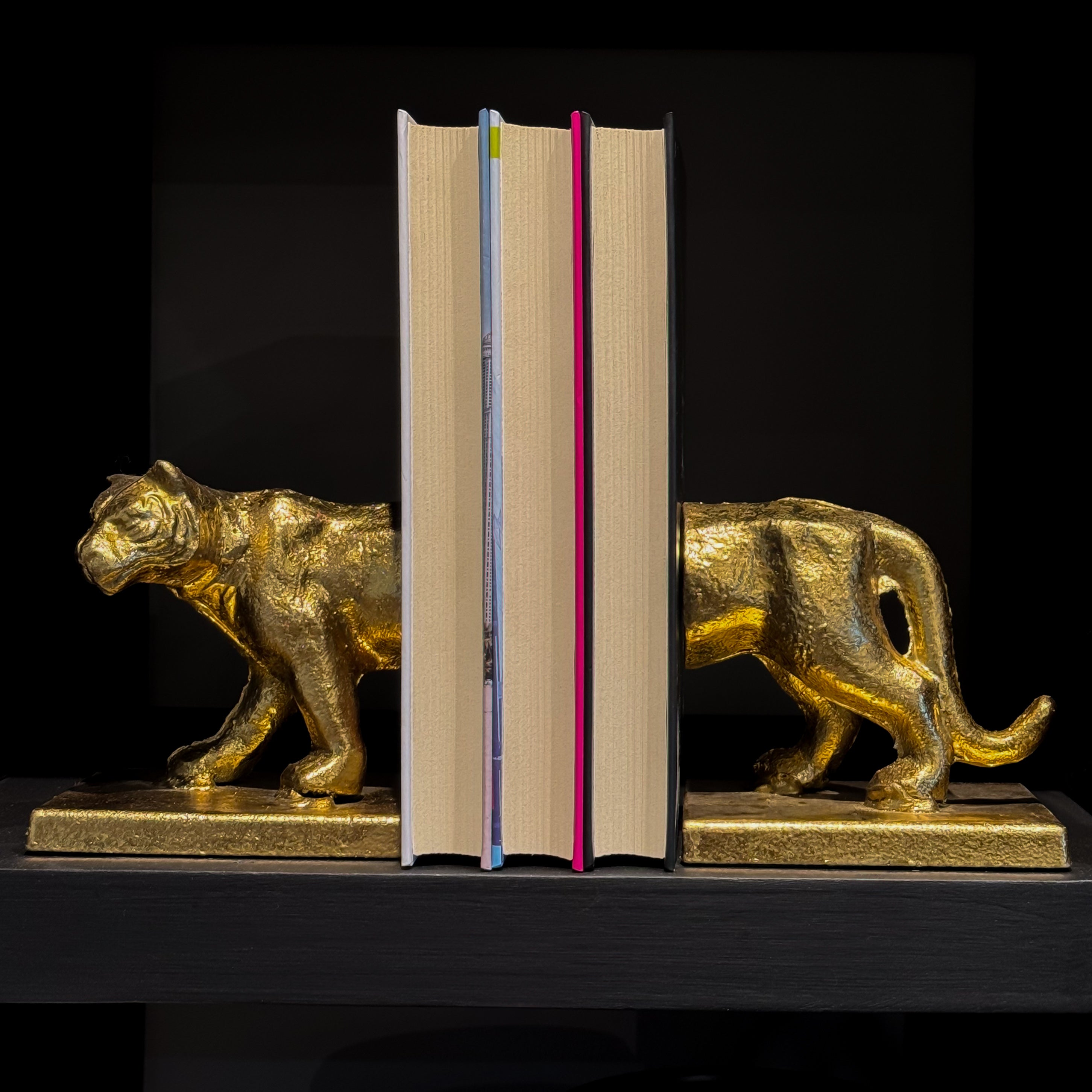 PORTA LIBROS LEOPARDO