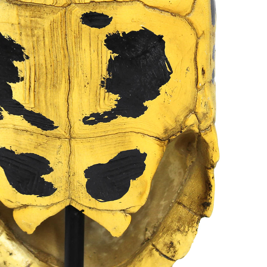 ESCULTURA DECORATIVA CAPARAZÓN DE TORTUGA AMARILLO